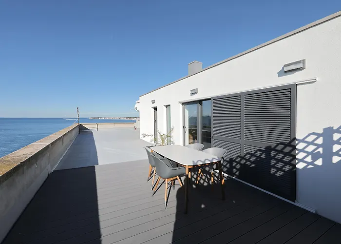 Stunning Sea View *