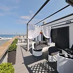 Stunning Sea View *