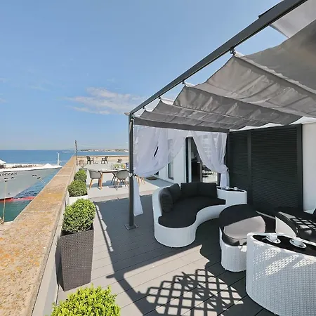 Stunning Sea View *