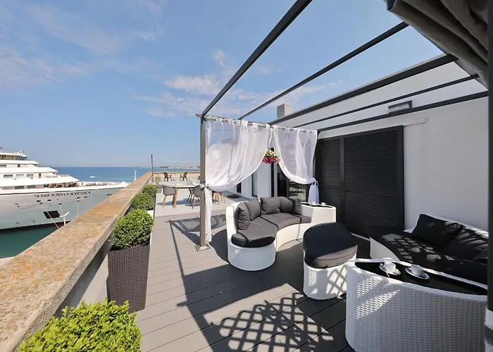 Stunning Sea View *